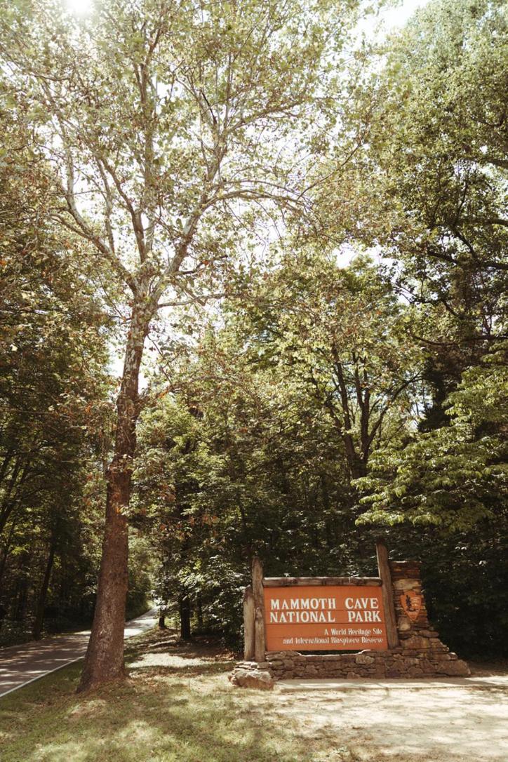 Mammoth Cave Lodge And Cabins Екстер'єр фото